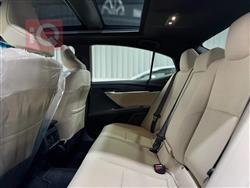 تۆیۆتا کامری